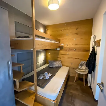 Claudia Apartmán *